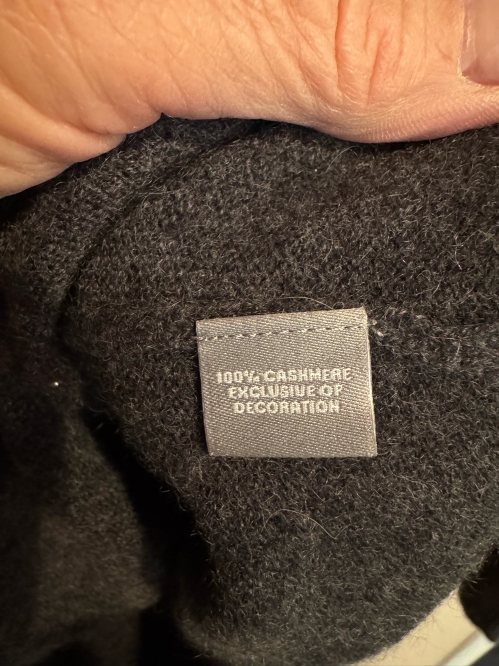 Neiman Marcus Vintage Cashmere Charcoal Pearl-Embellished Crewneck Sweater - Picture 5 of 9